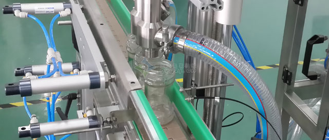 雙頭攪拌式醬料灌裝機,豆豉醬灌裝機