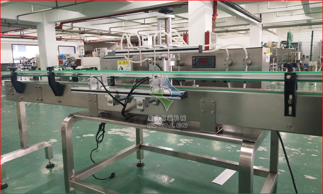 小型液體四頭磁力泵灌裝機,小瓶漱口水自動灌裝機